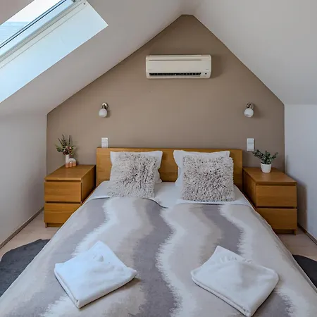 Royal Buda Castle شقة *